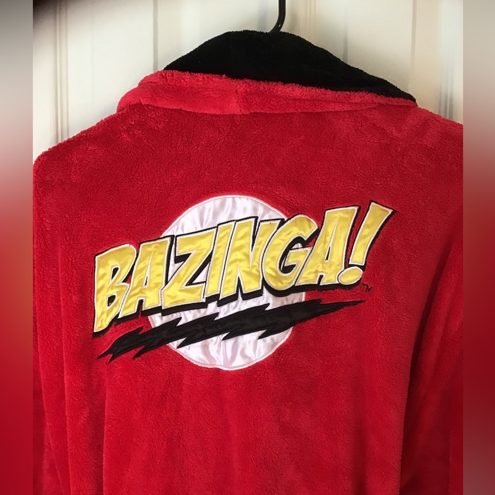 The Big Bang Theory Bazinga Robe